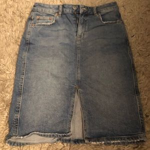 Anthro denim skirt size 4
